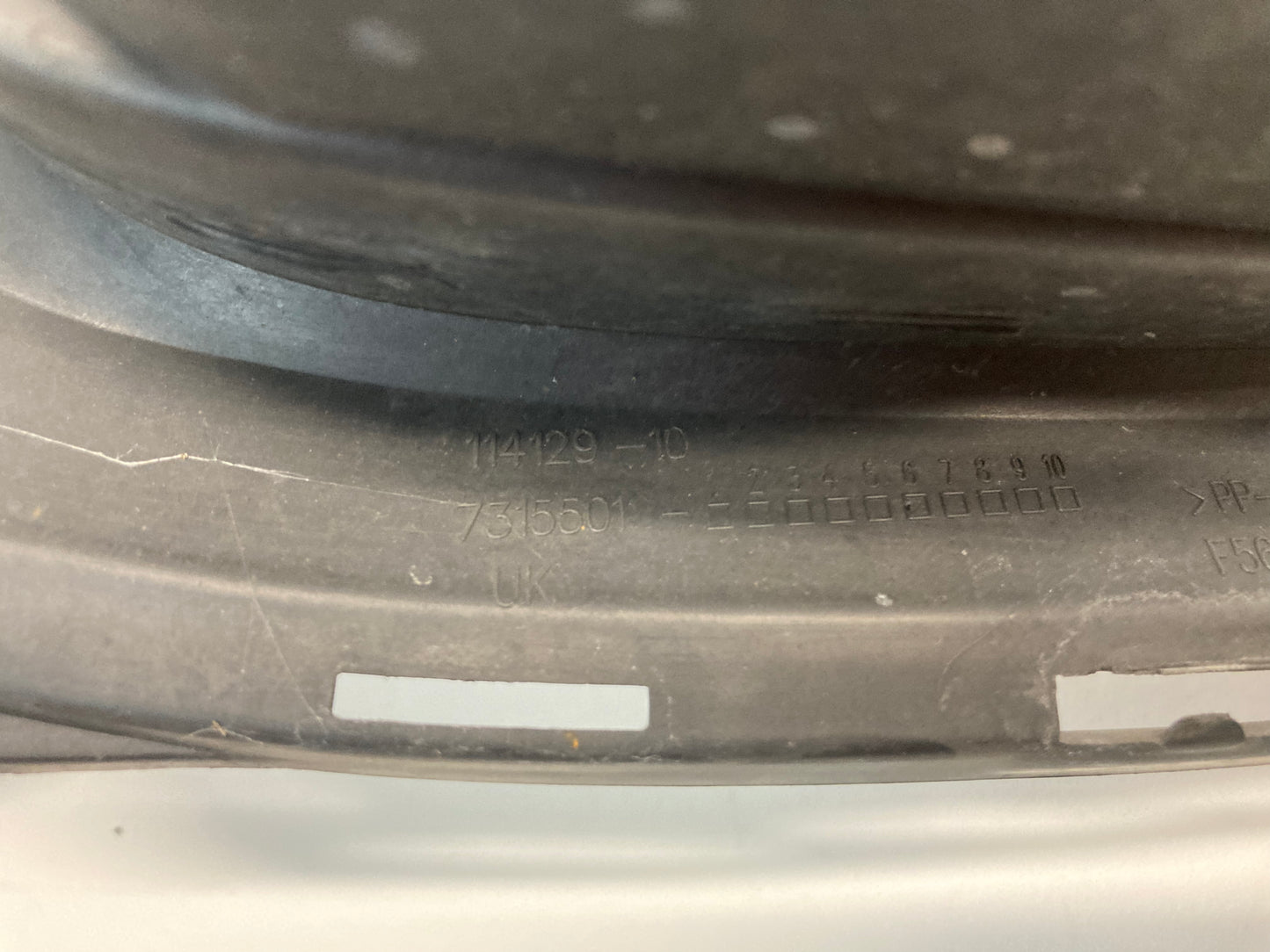 Mini Cooper S Rear Bumper Grille 51127315501 14-19 F56 F57 422