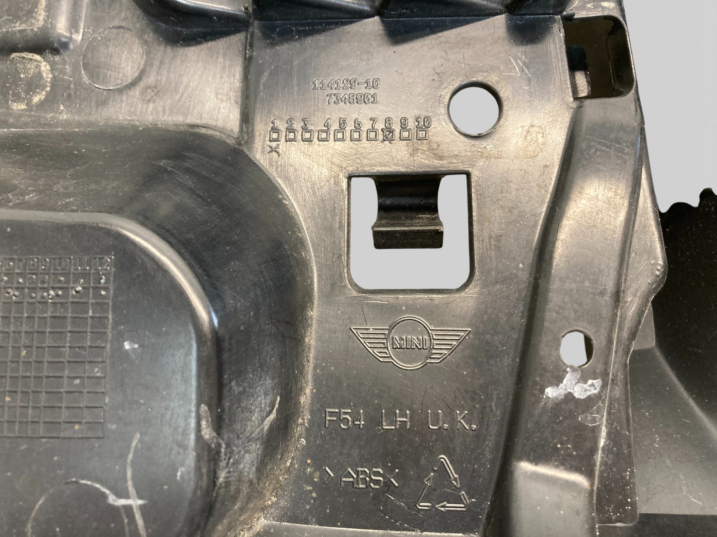 Mini Cooper Clubman Left Rear Bumper Guide 51127348901 16-24 F54