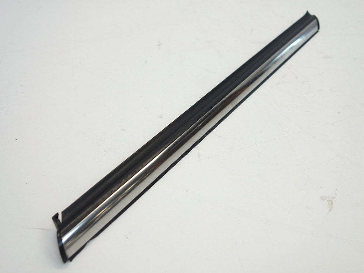 Mini Cooper Clubman Clubdoor Belt Line Trim Chrome 51132754060 08-14 R55