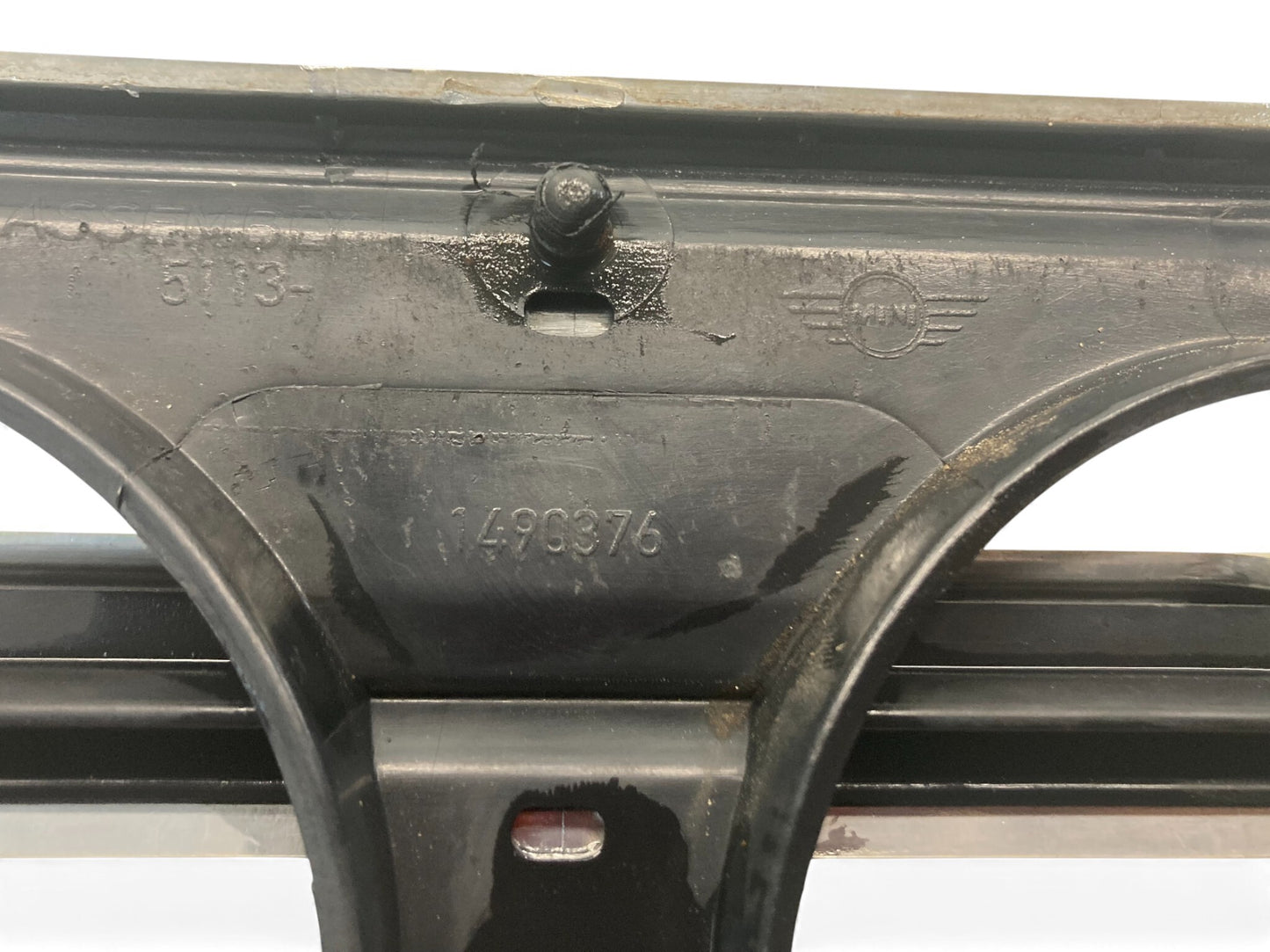 Mini Cooper Base Hood Grille Chrome 51137026202 2002-2008 R50 R52 R53 521