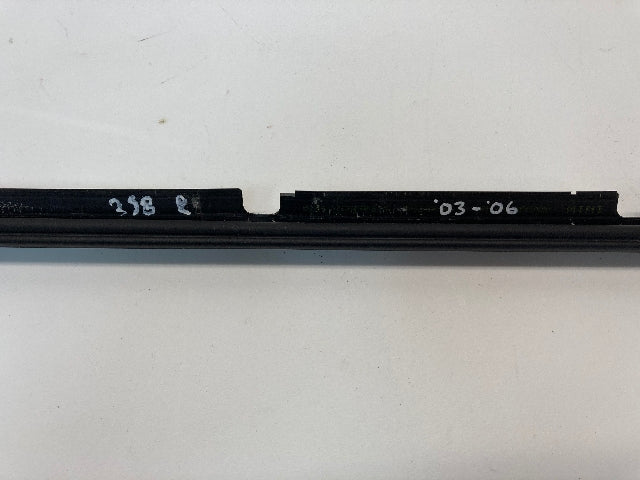 Mini Cooper Right Roof Gutter Molding Trim 51137112080 03-06 R50 R53