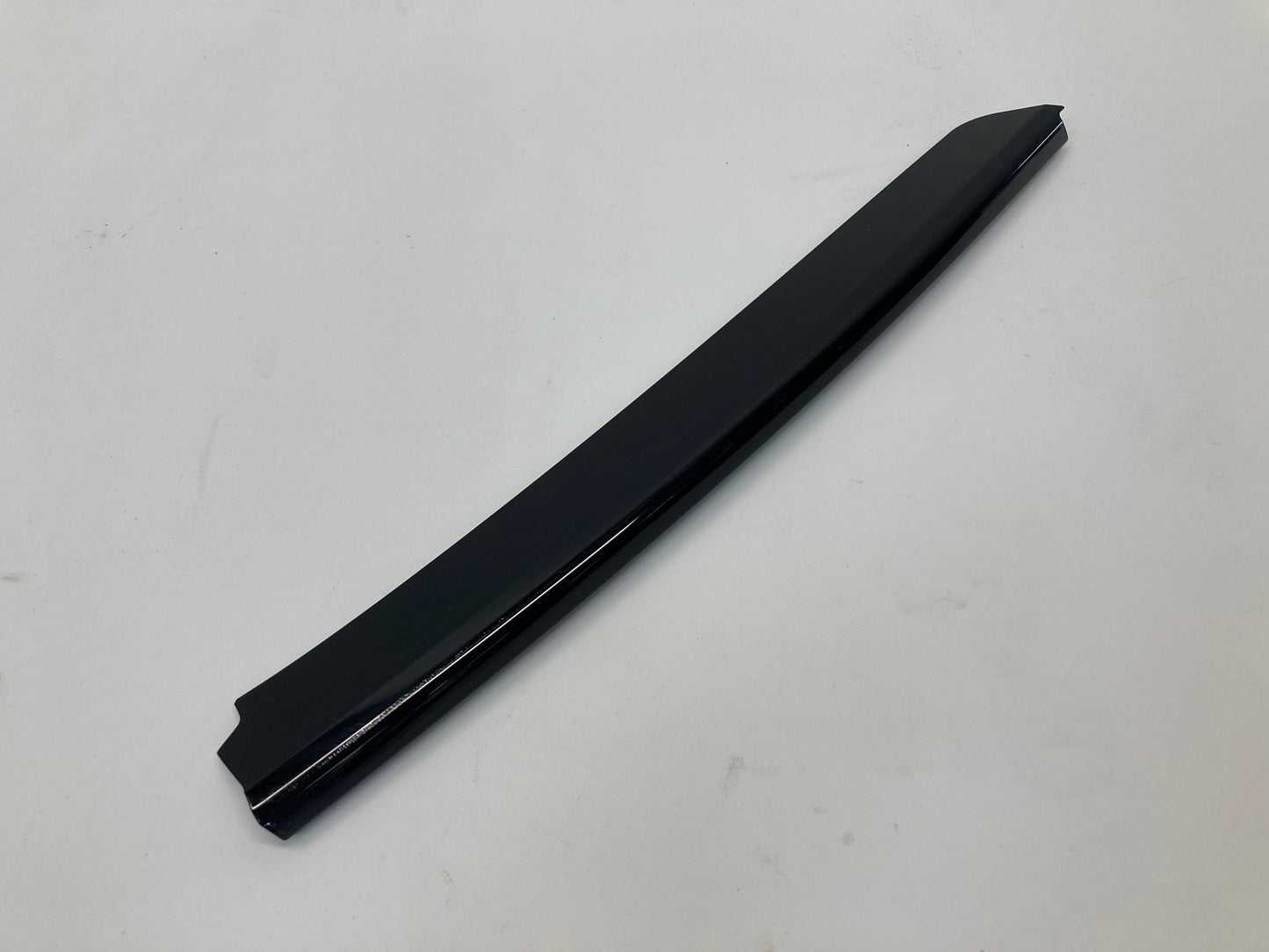 Mini Cooper 5 Door Right Exterior C Column Cover 51137328874 F55 369