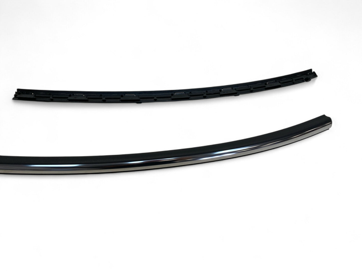 Mini Cooper Countryman Rear Hatch Belt Line Trim NEW 51137389453 2017-2024 F60