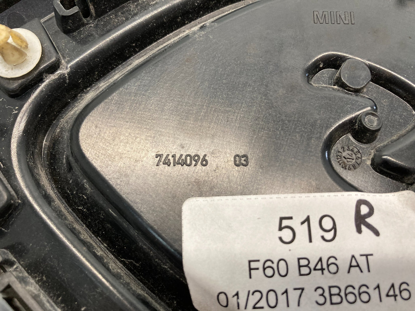 Mini Countryman S Right Turn Signal Light W/ Scuttle Trim 51137414096 17-24 F60