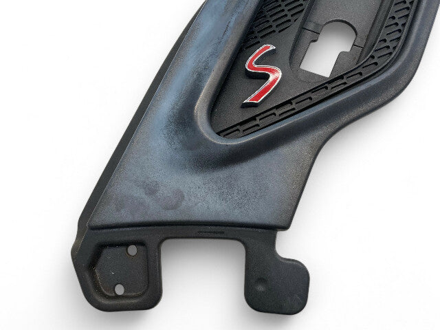 Mini Cooper S Left Fender Signal Scuttle Trim 51139804615 11-16 R60 R61 468