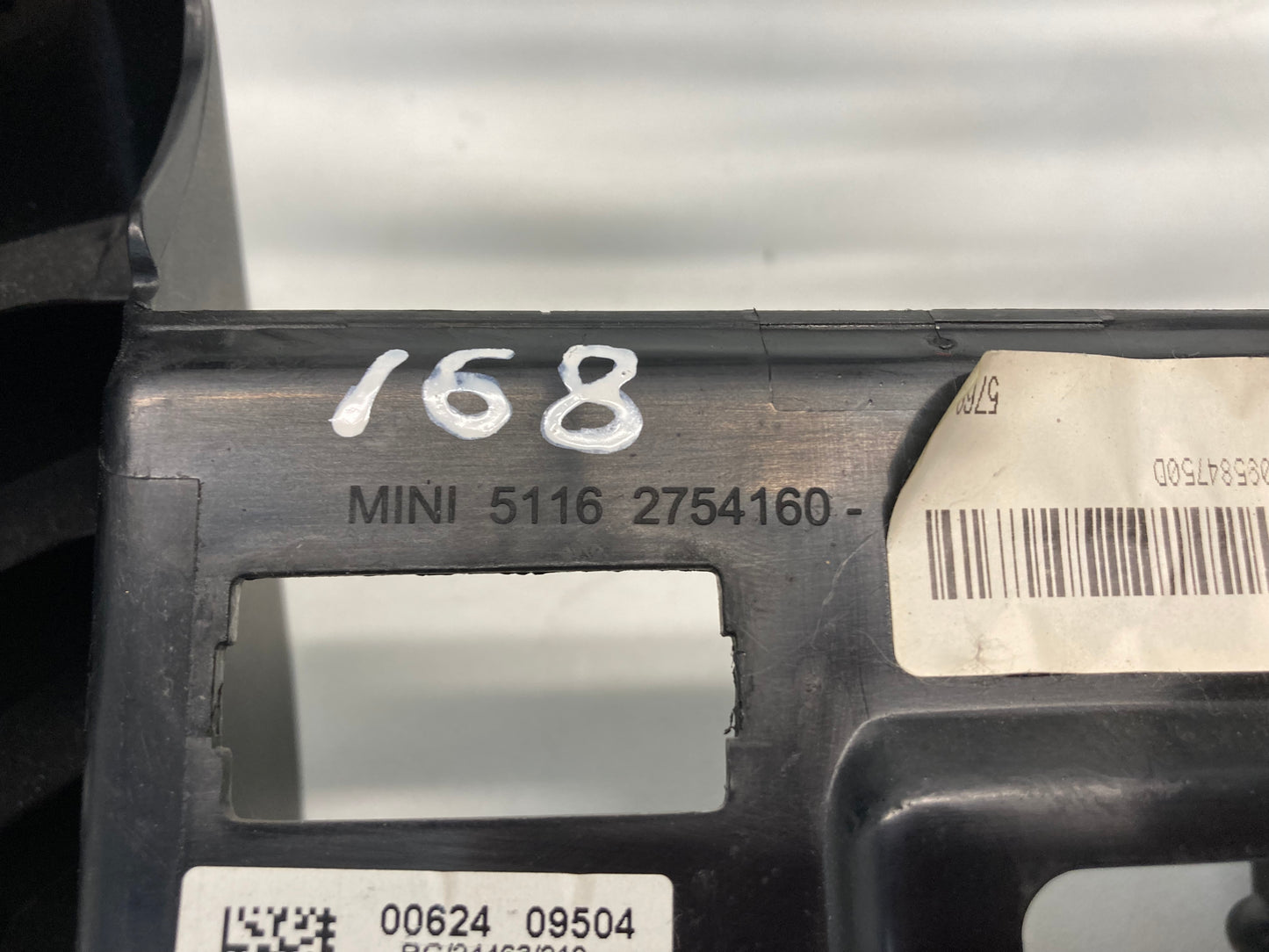 Mini Cooper Center Console Cover Dash Trim 51162754160 07-08 R55 R56