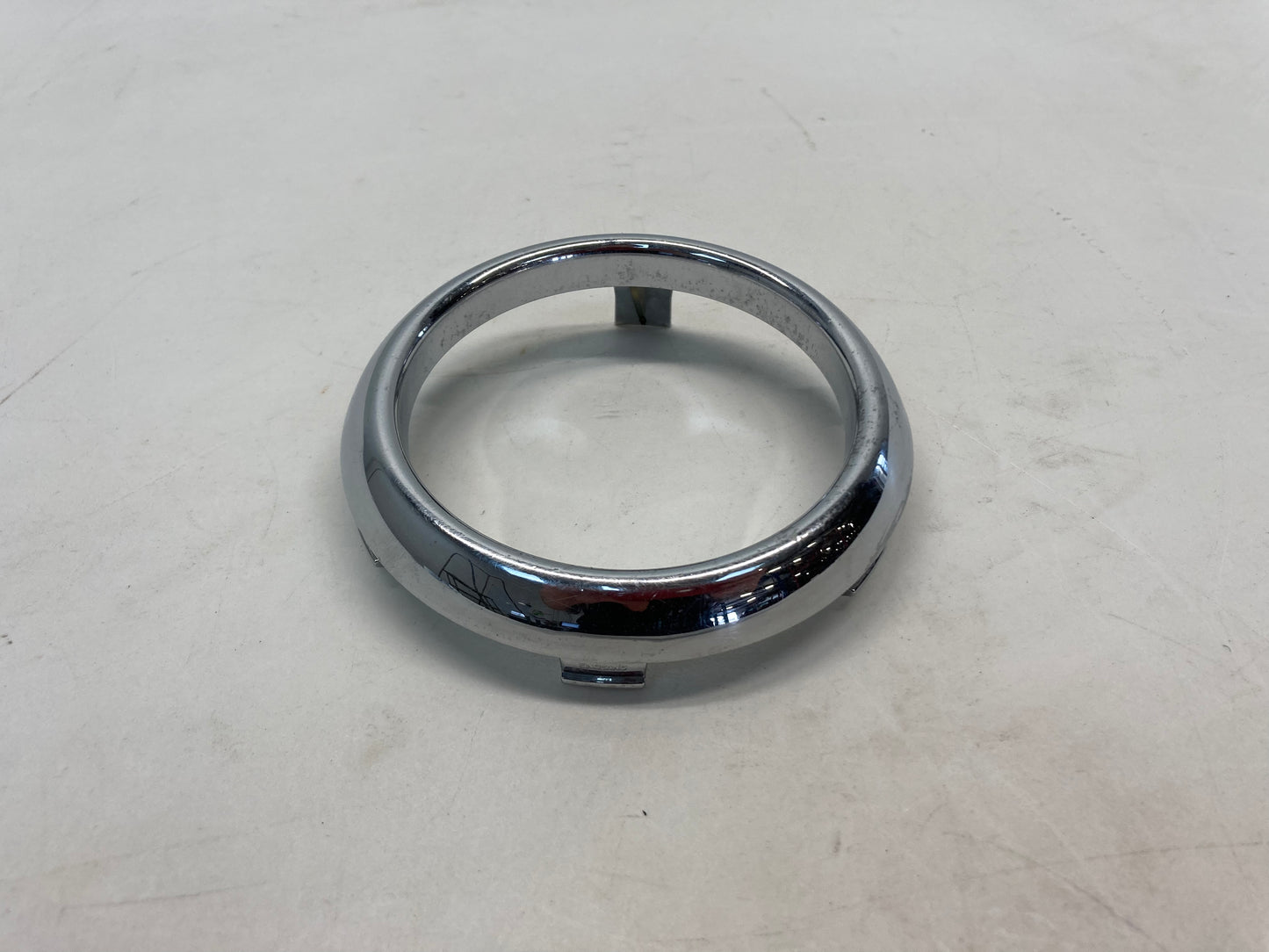 Mini Cooper Console Rear Cup Holder Chrome Trim Ring 51167127912 05-08 R50 R52 R53