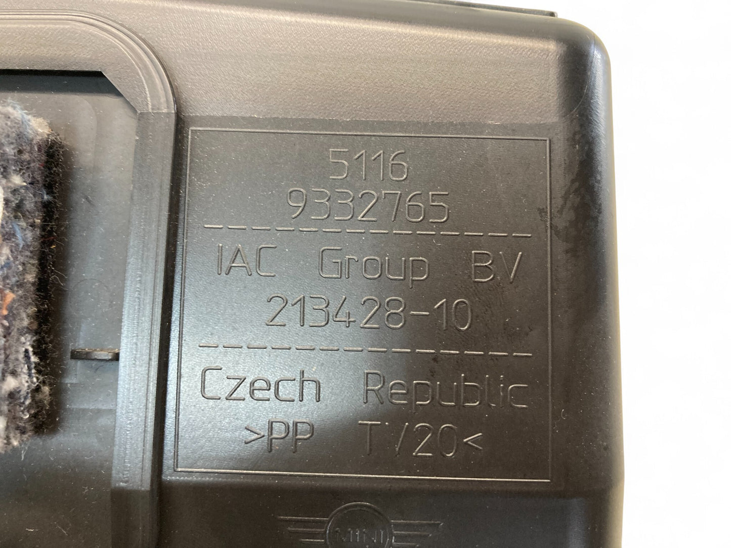 Mini Cooper Countryman Glove Box 51169332765 2017-2024 F60 519