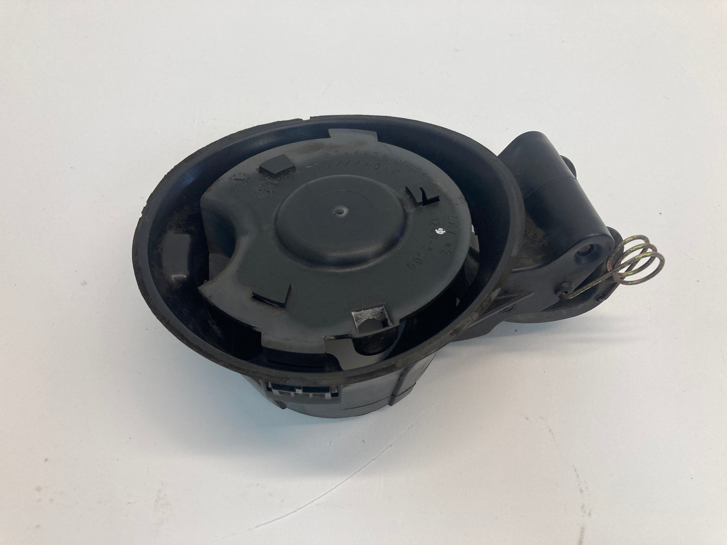 Mini Cooper Gas Cap Hinge Fuel Door Housing 51177033498 02-06 R50