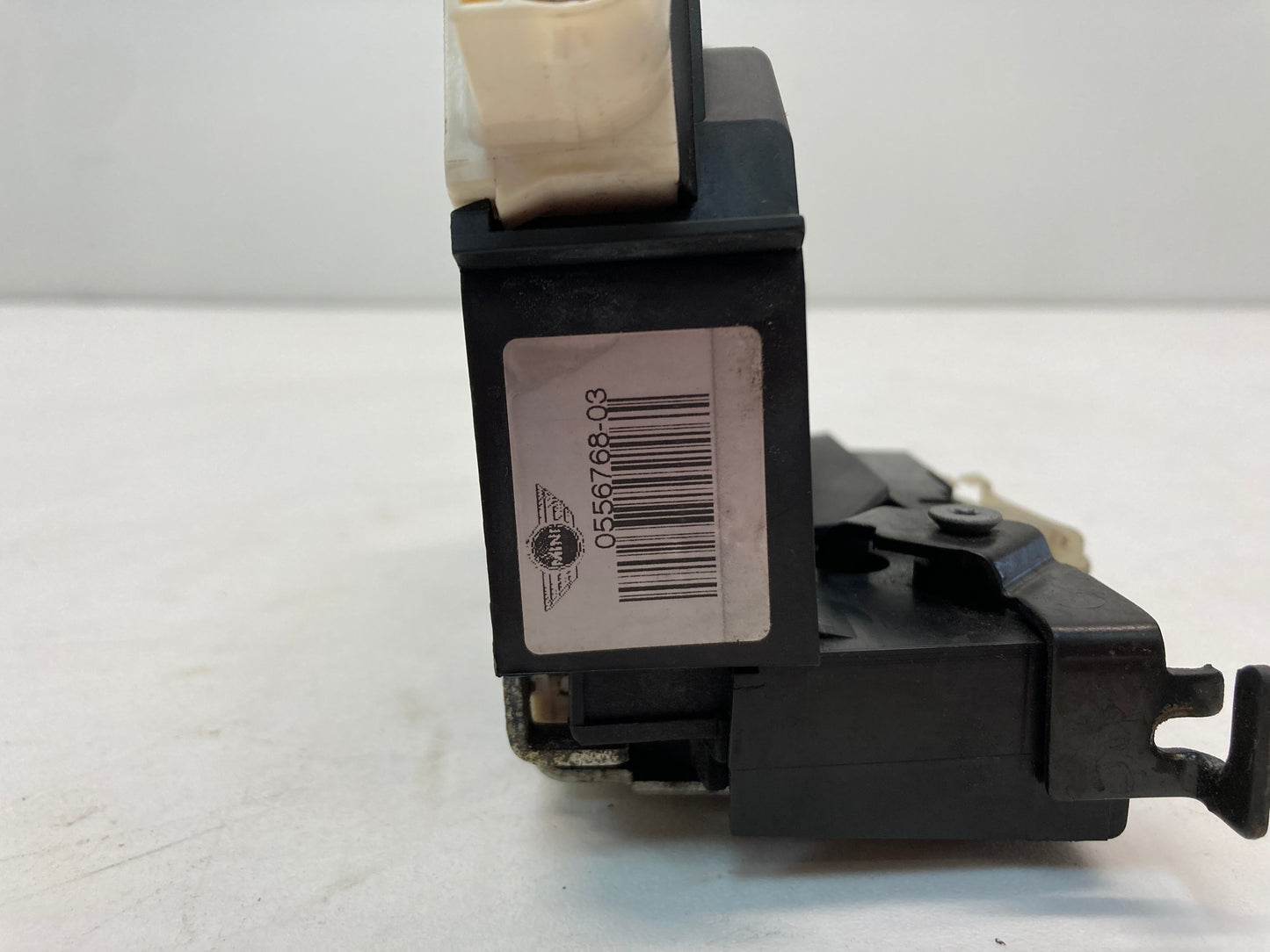 Mini Cooper Left Front Door Lock Latch 51200556768 2002-2008 R50 R52 R53