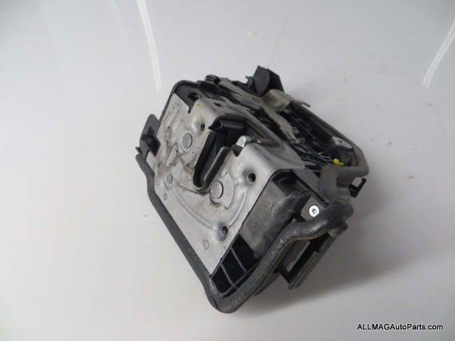 Mini Cooper Right Rear Door Latch 2015-2017 51227281942 F54 F55 F60