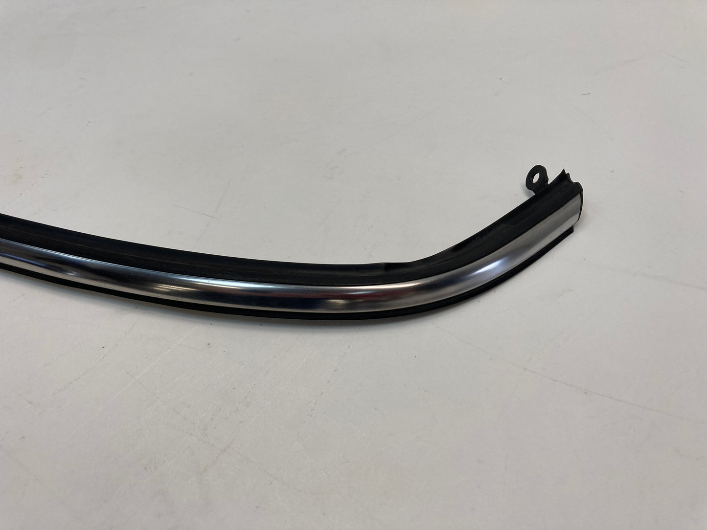 Mini Cooper Left Windshield Belt Line Trim Chrome 51317051527 02-08 R50 R52 R53