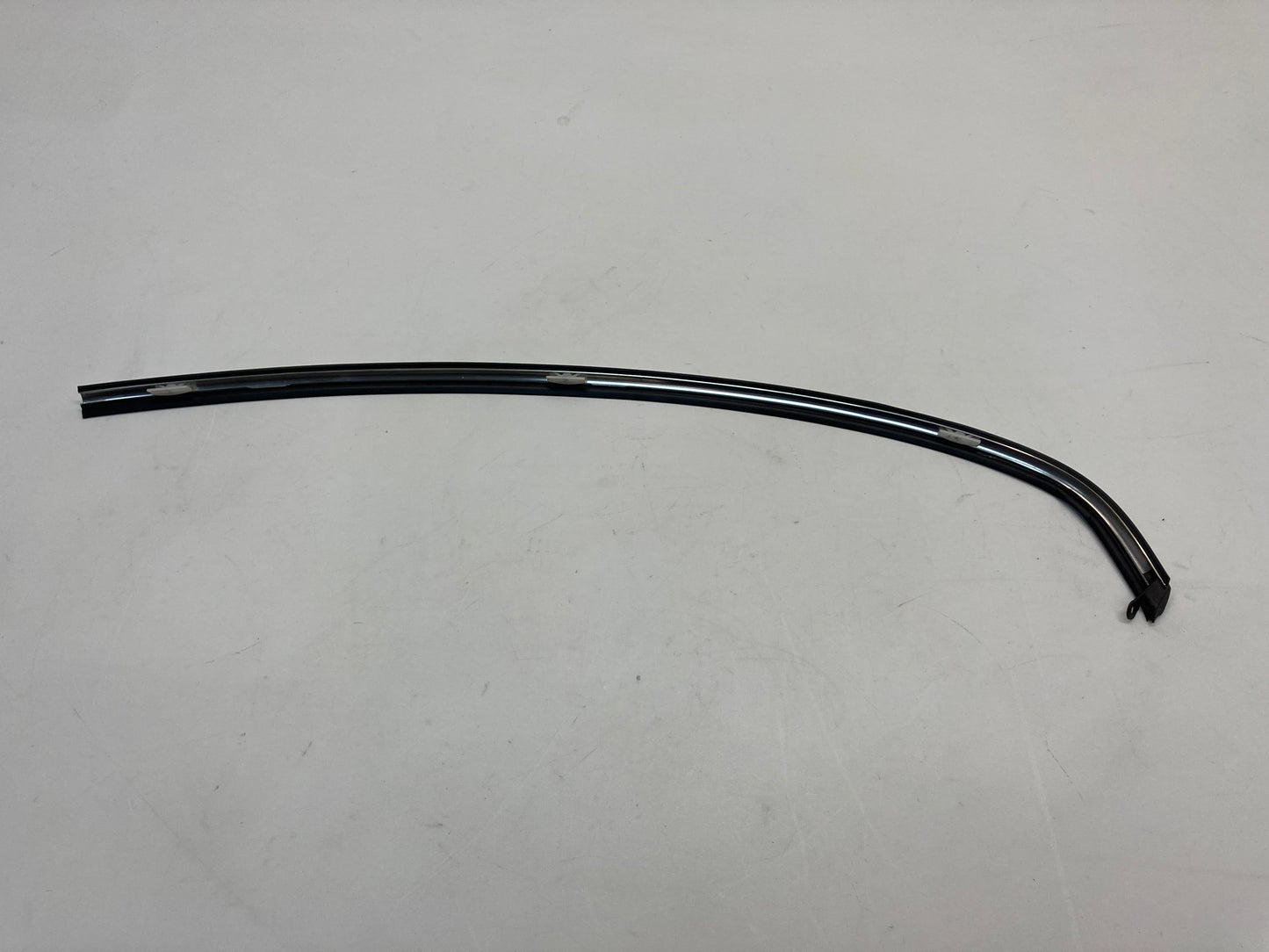 Mini Cooper Left Windshield Belt Line Trim Chrome 51317051527 02-08 R50 R52 R53