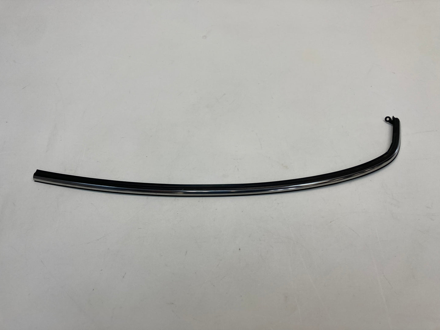 Mini Cooper Left Windshield Belt Line Trim Chrome 51317051527 02-08 R50 R52 R53