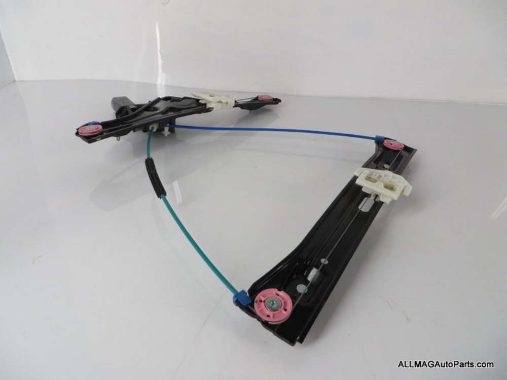2015-2017 Mini Cooper 5 Door Right Front Window Regulator & Motor 51337409358 F55