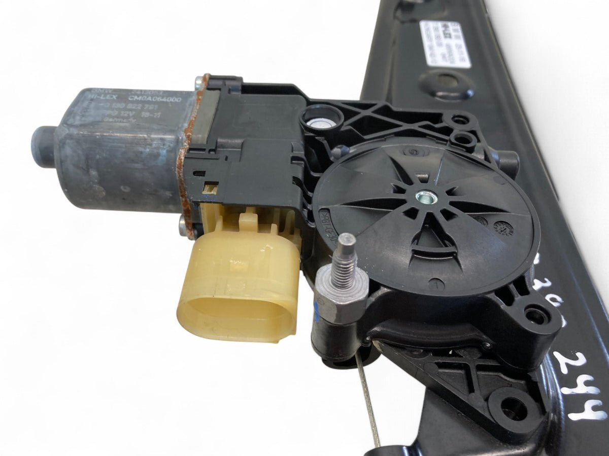 Mini Cooper Countryman Right Rear Window Regulator 51357390244 17-24 F60