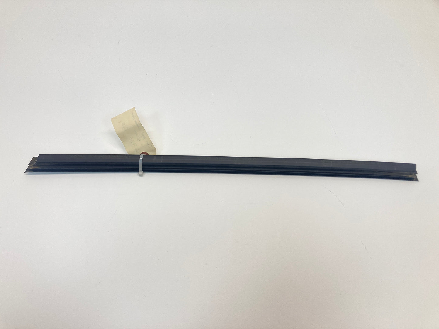 Mini Countryman Right Rear Inner Window Channel Cover 51359800610 11-16 R