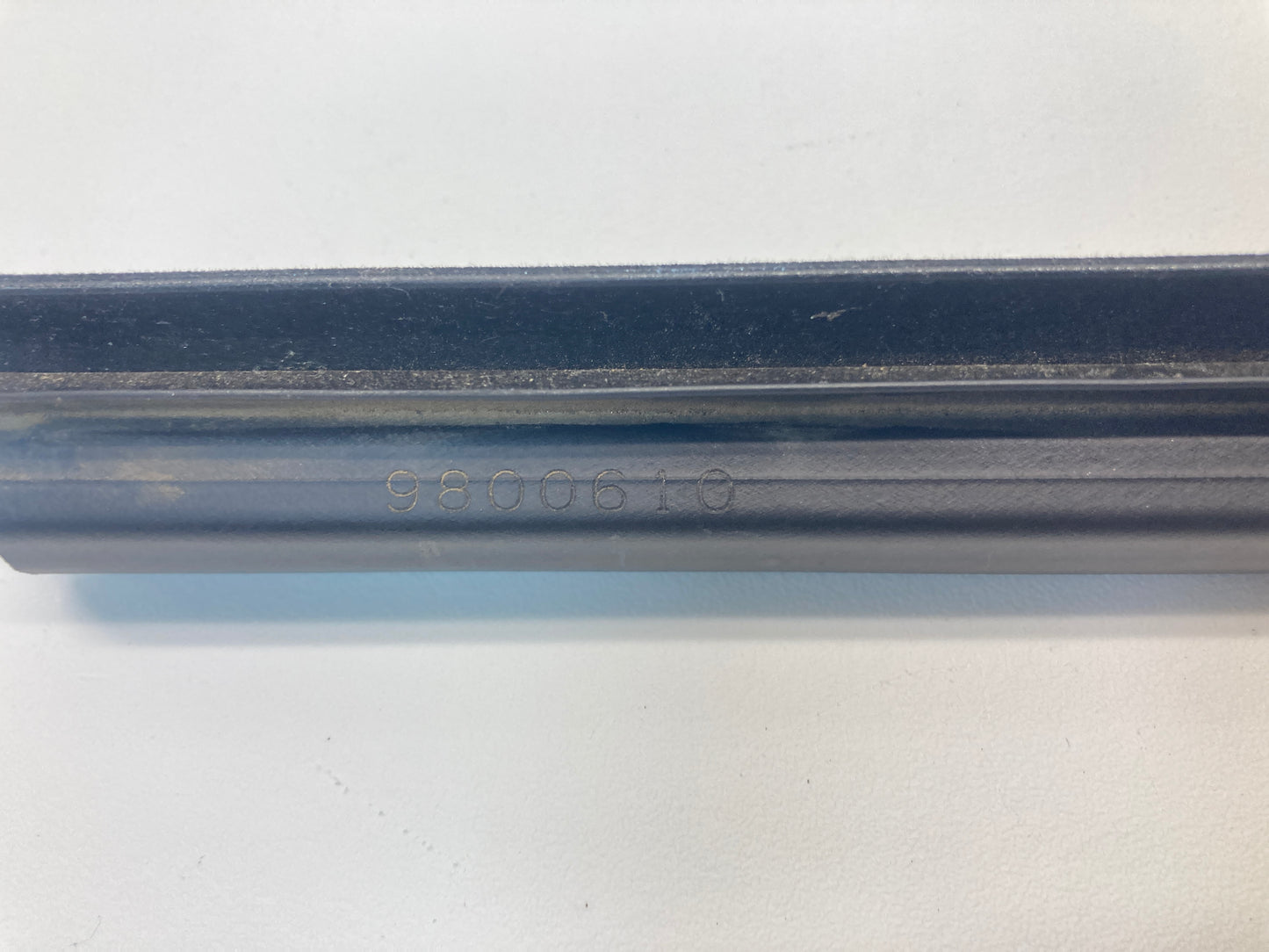 Mini Countryman Right Rear Inner Window Channel Cover 51359800610 11-16 R
