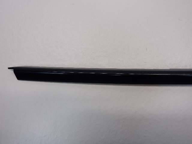 Mini Cooper Hatchback Right Column D Glass Trim 51367037402 02-06 R50 R53