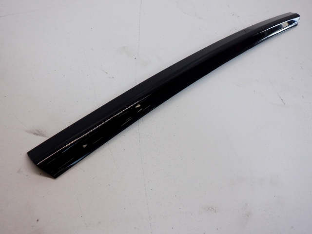 Mini Cooper Hatchback Right B Pillar Quarter Glass Trim 51367044364 02-06 R50 R5