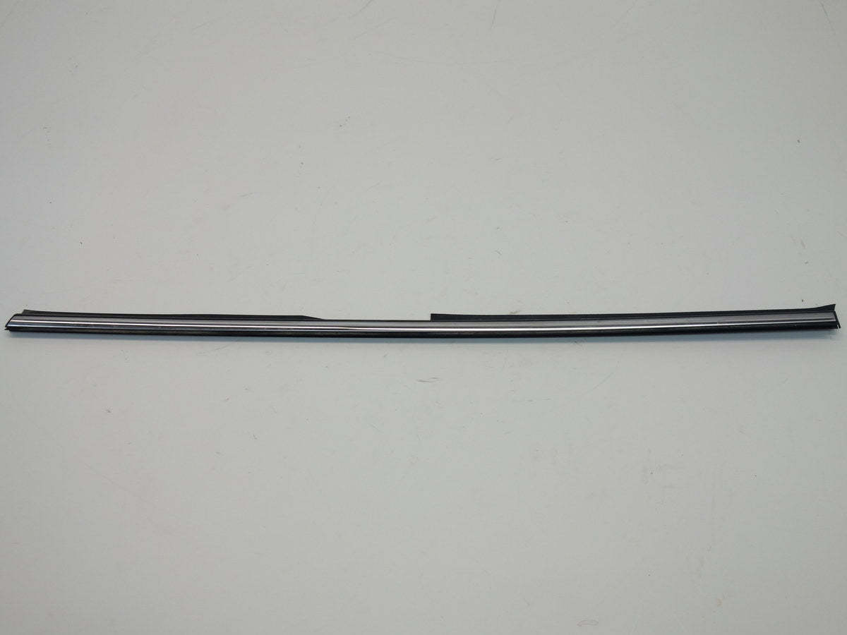 Mini Cooper Convertible Right Quarter Belt Line Trim Chrome 51367072932 05-08 R52