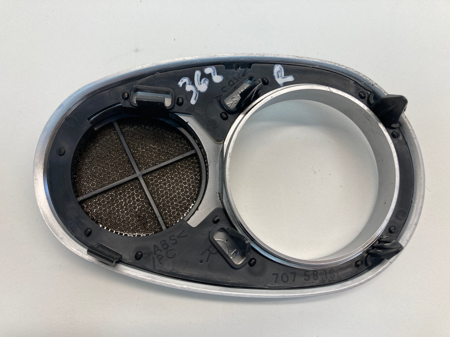 Mini Cooper Right Door Handle and Speaker Trim 51417119248 H/K R50 R52 R53