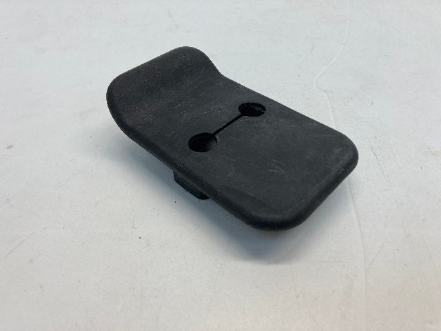 Mini Cooper Right Lateral Trim Catch Bracket Finisher 51437047766 02-06 R50 R53