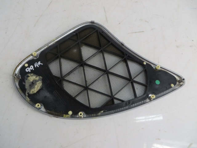 Mini Cooper Right Rear Quarter Trim Speaker Grille 51437120180 02-06 R50 R53