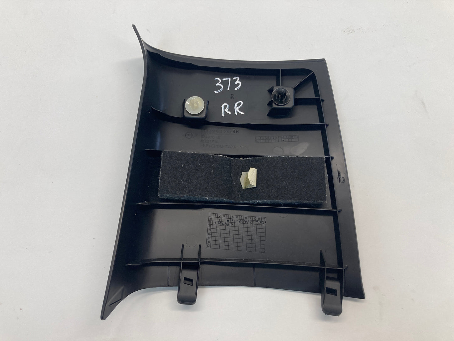 Mini Countryman Right Interior  D Pillar Column Cover Black 51439801282 11-16 R60