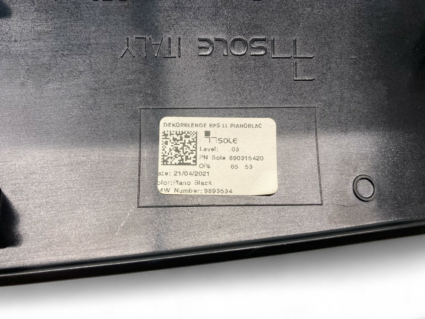 Mini Cooper Hatchback Piano Black Dash Trim Set with Illuminated Support F56 485