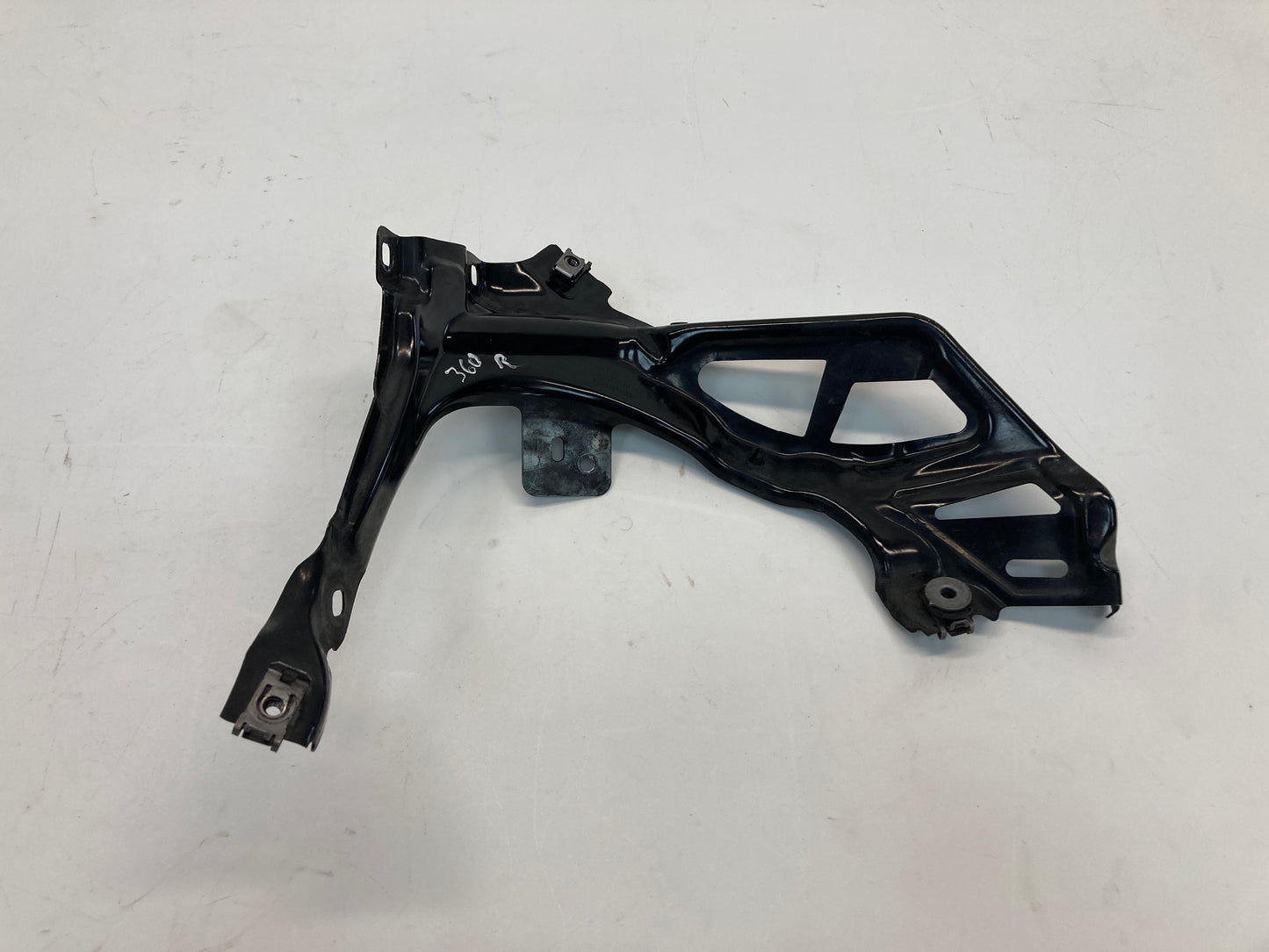 Mini Cooper Right Headlight Mount Bracket 51647301600 F55 F56 F57