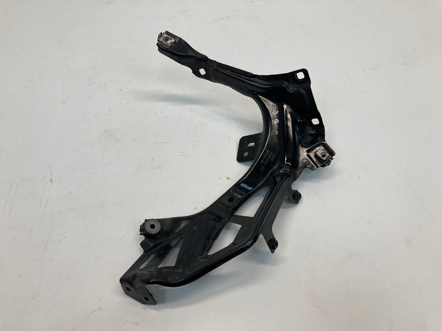 Mini Cooper Right Headlight Mount Bracket 51647301600 F55 F56 F57