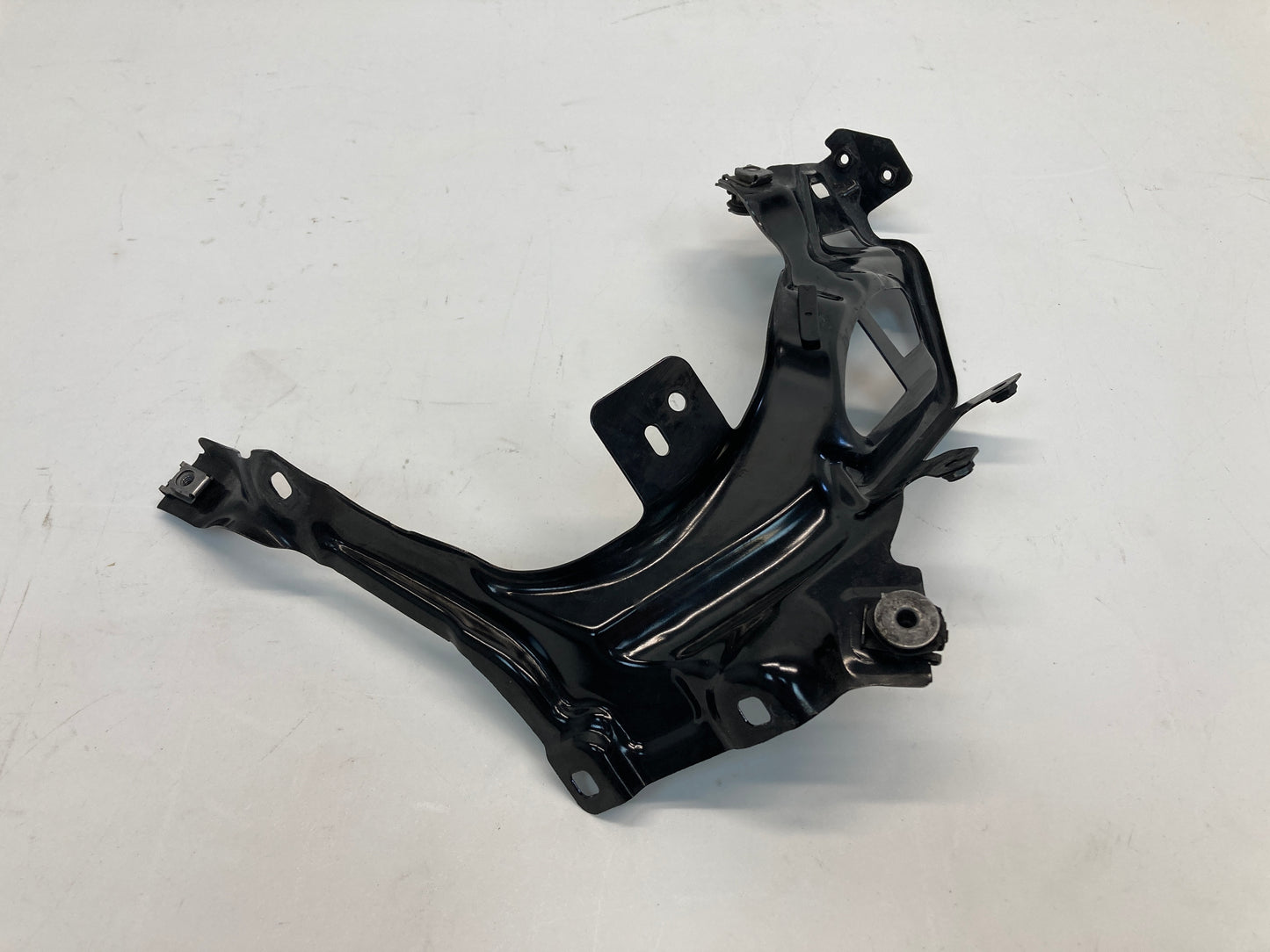 Mini Cooper Right Headlight Mount Bracket 51647301600 F55 F56 F57