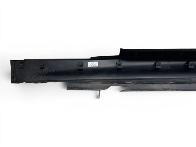 Mini Cooper Sidewalk Left Side Skirt Rocker Trim 51717124375 05-08 R52 549