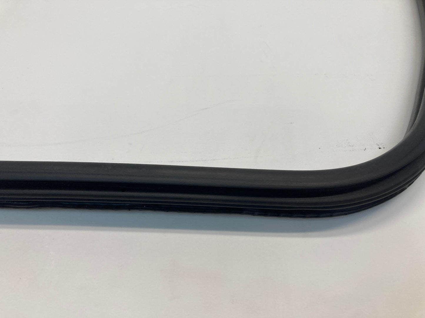 Mini Cooper 5 Door Left Rear Door Seal 51727440048 F55