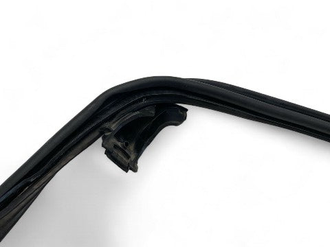 Mini Cooper Convertible Rear Tailgate Seal 51767190618 09-15 R57