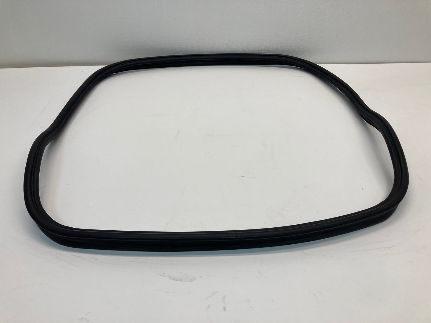 Mini Cooper 5 Door Hatch Trunk Lid Seal 51767379602 F55