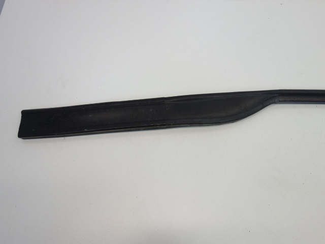 Mini Cooper Hood Rear Seal 51769801933 11-16 R60 R61