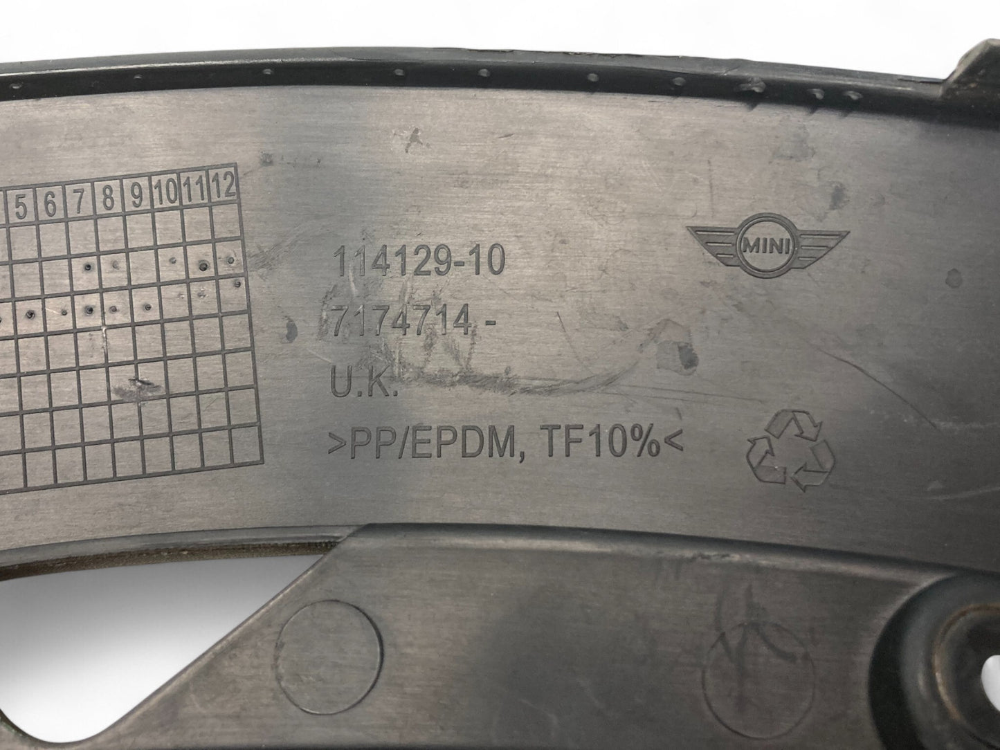 Mini Cooper Clubman Right Rear Wheel Arch Trim 51772753940 2008-2014 R55 520