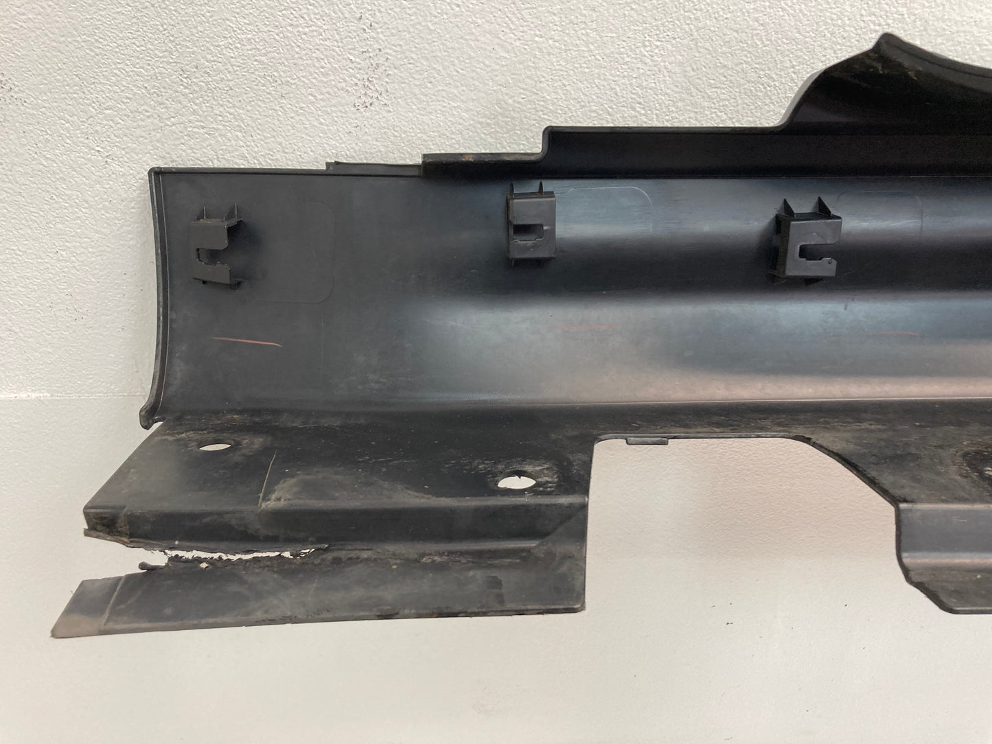 Mini Cooper Right Side Skirt Door Sill 51777147916 2007-2015 R56 R57 R58 R59 394