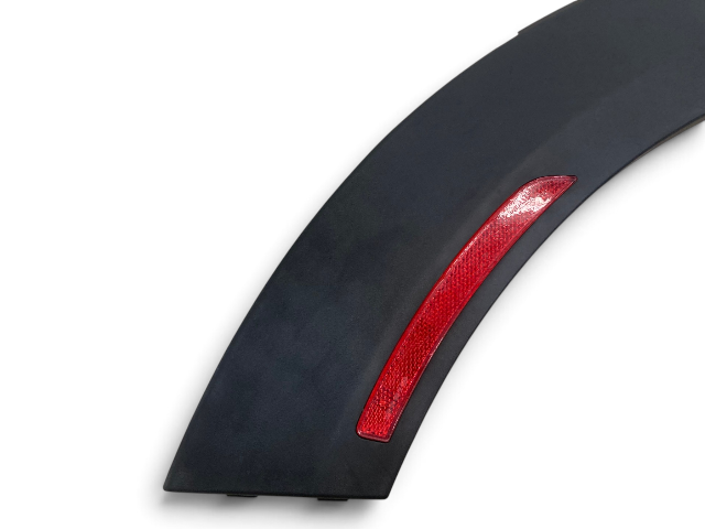 Mini Cooper 5-Door Right Rear Wheel Arch Trim 51777376880 15-21 F55 554