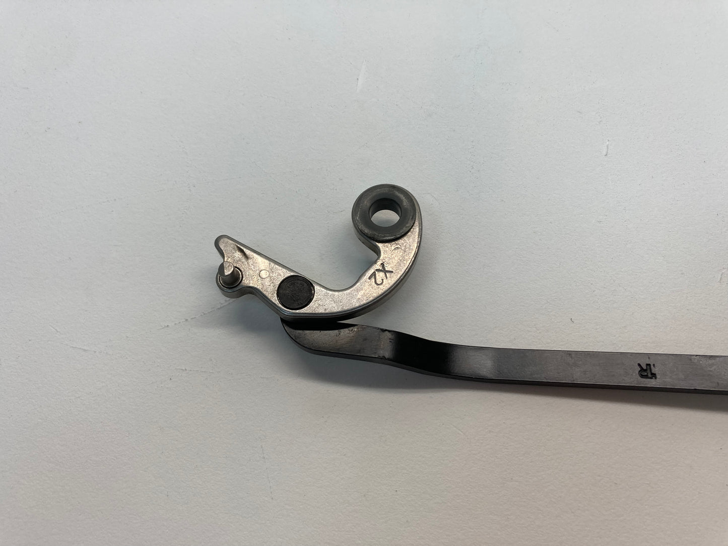 Mini Cooper Roadster Top Locking Hook Right 54342759700 12-15 R59