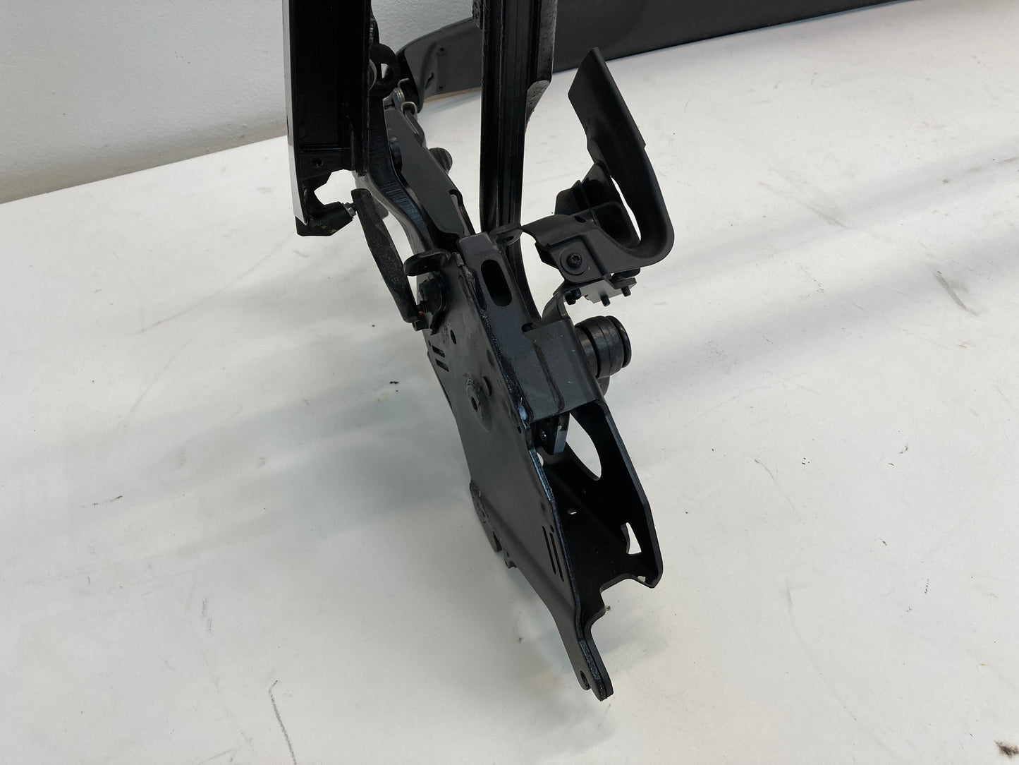 Mini Cooper Convertible Top Frame 54347180037 05-08 R52