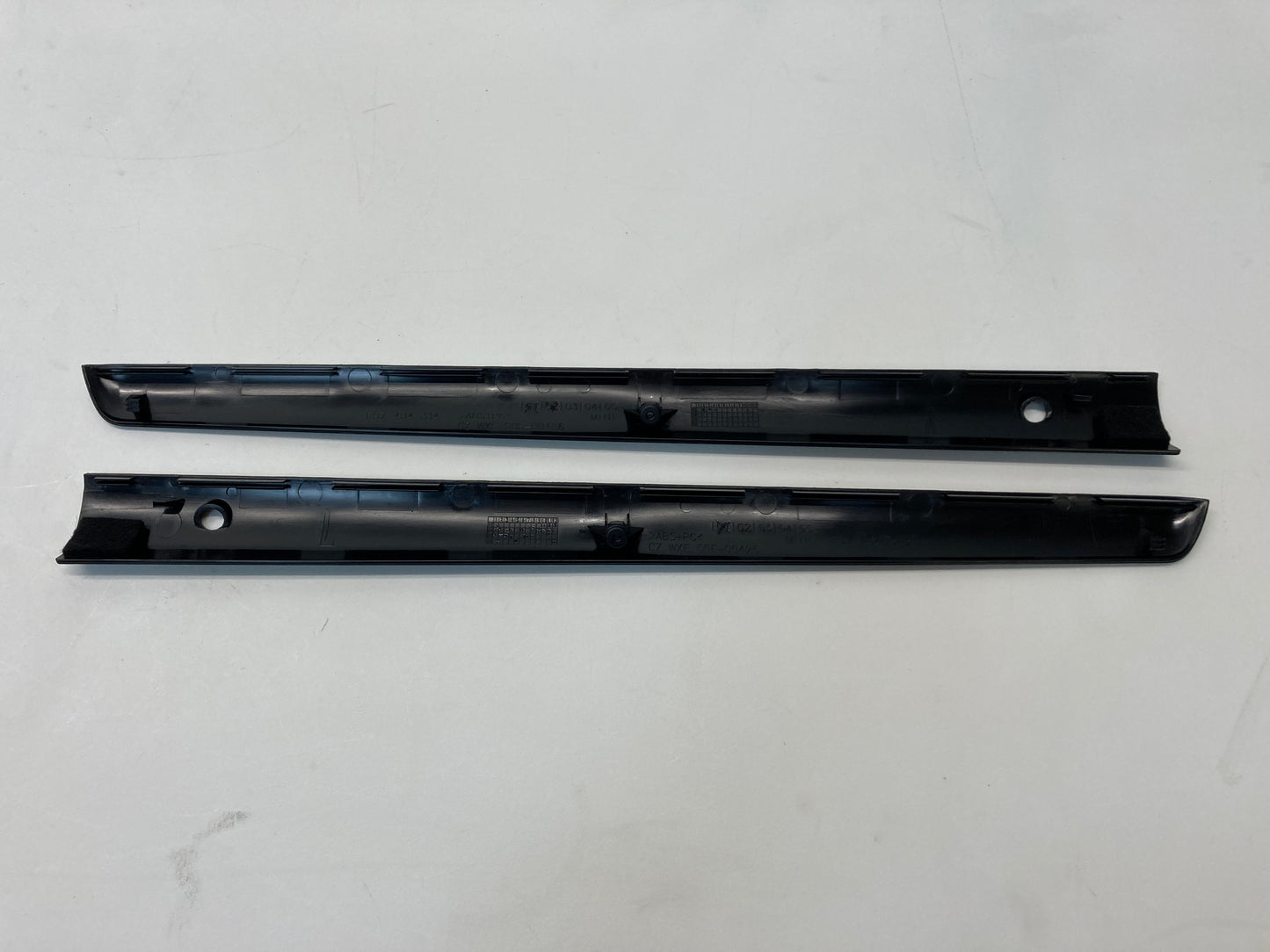 Mini Cooper Convertible NEW Upper Trim Pair OEM 54347276191-54347276192 09-15 R57