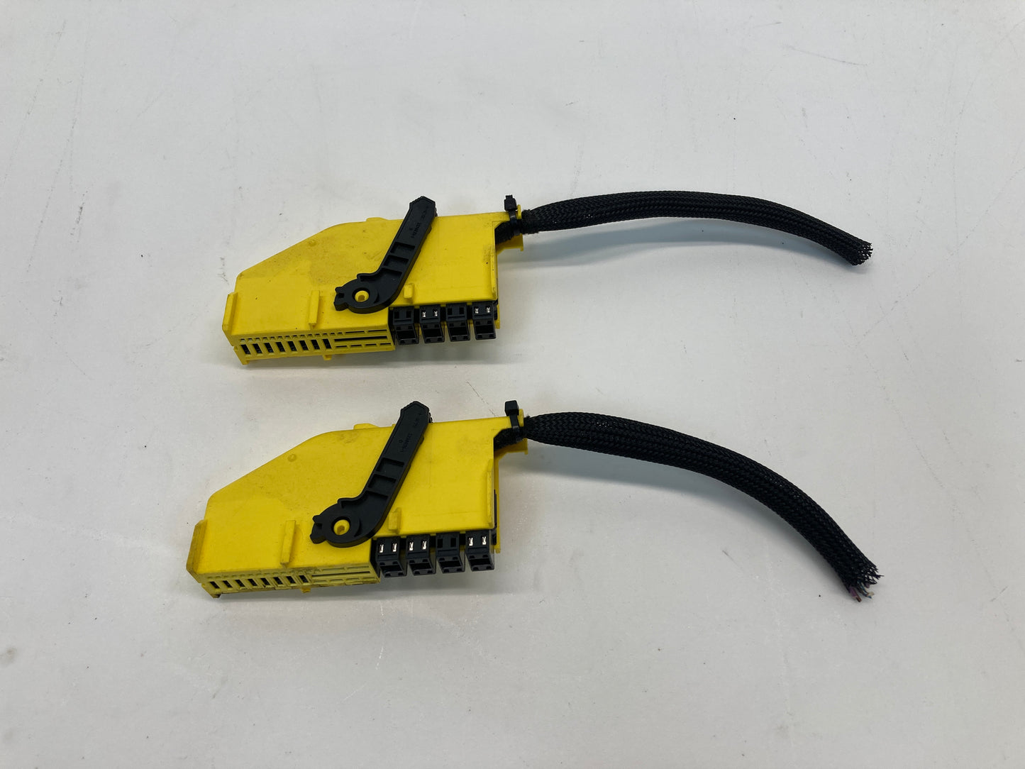 Mini Cooper Front Seat Wire Harness Connector Pair F54 F55 F56