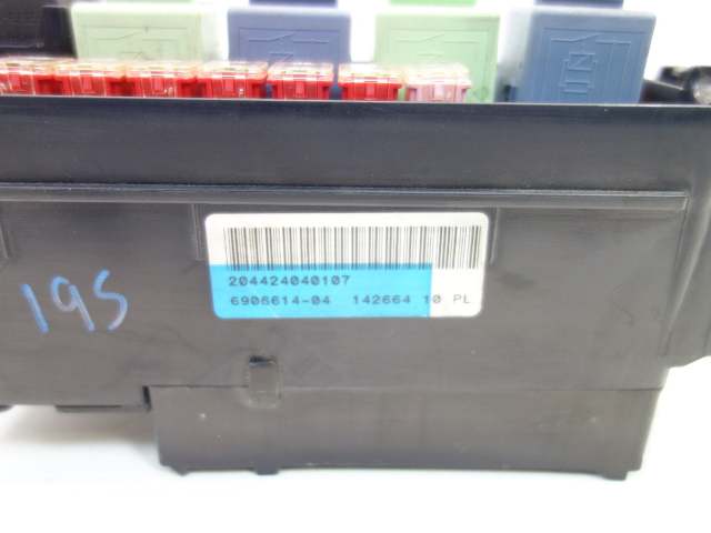 Mini Cooper Convertible Engine Bay Fuse Relay Box 61146906614 2005-2008 R52