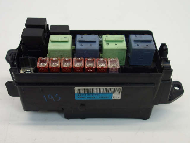 Mini Cooper Convertible Engine Bay Fuse Relay Box 61146906614 2005-2008 R52
