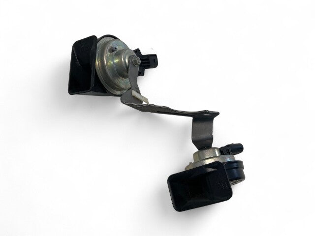 Mini Cooper Clubman High and Low Horn w/ Bracket 61337356772 2016-2019 F54