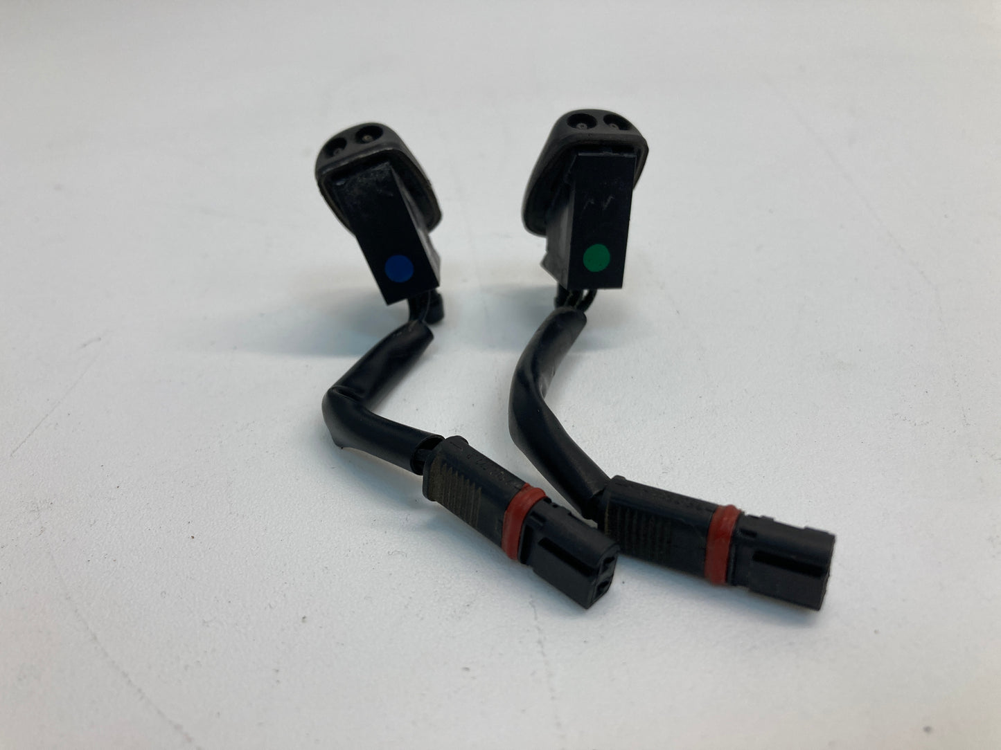 Mini Cooper Washer Spray Nozzles Heated Pair 61667146378 02-08 R50 R52 R53