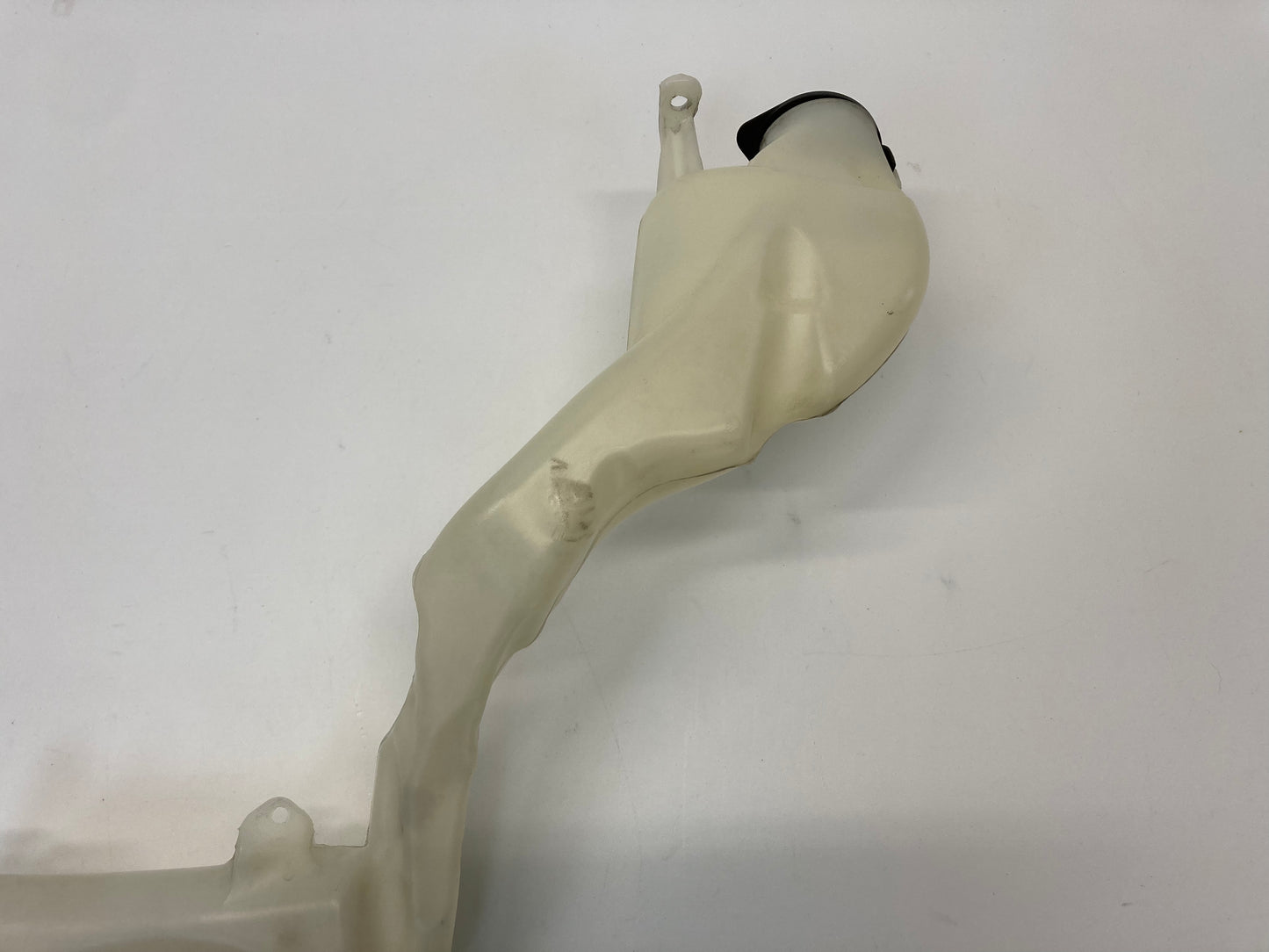 Mini Cooper Windshield Washer Reservoir 61667368642 07-15 R5x